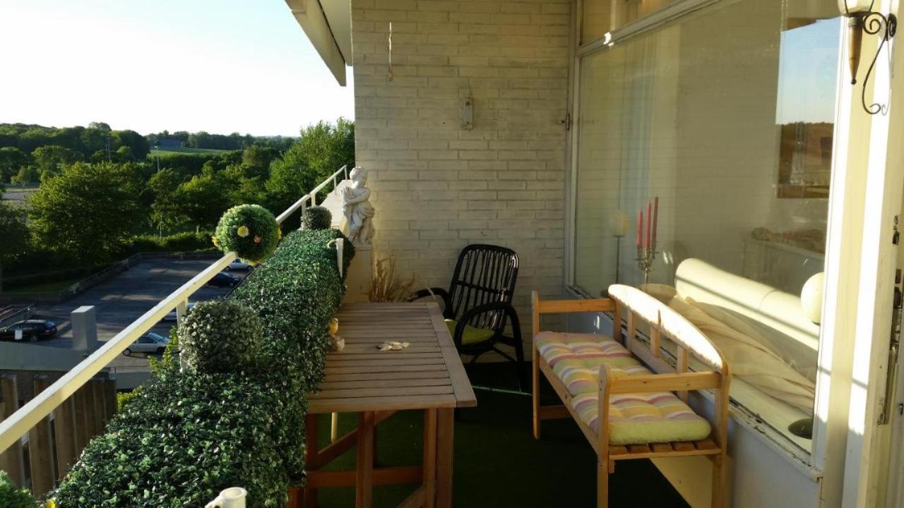 Zum Wohlfuhlen Fur 4 Erwachsene +1 Kind, Schwimmbad Vor Der Tur Tiere Erlaubt Apartment Sierksdorf Exterior photo